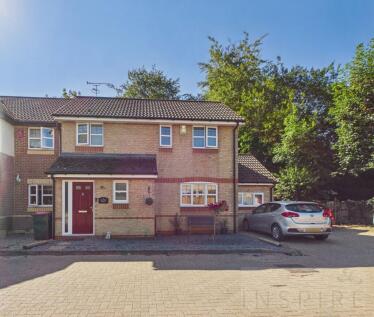 Olivier Road, Maidenbower, RH10