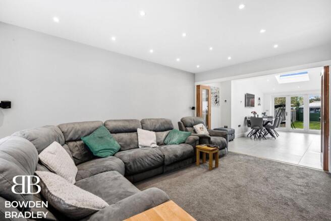 Greensted Road, Loughton, IG10 photo 3