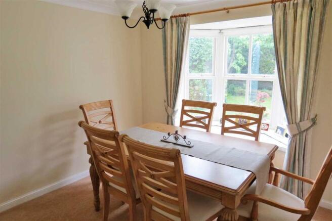 Dining Room: