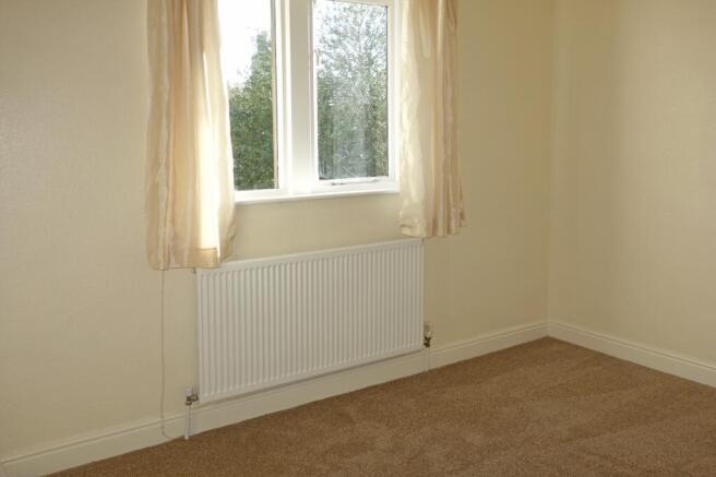 2 bed Flat to rent Image 5