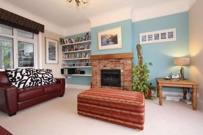 SITTING ROOM 2
