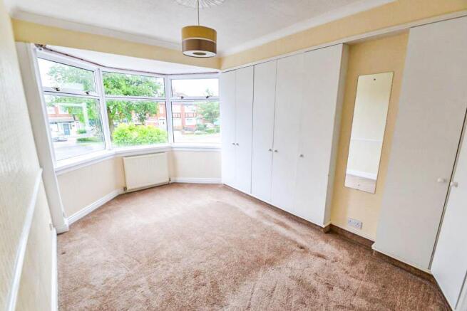 75 Hull Road bed 1_lge.JPG