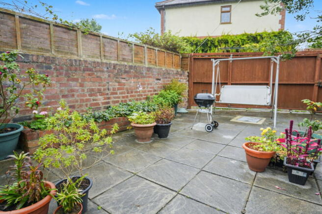 2 bed Terraced for sale Image 11