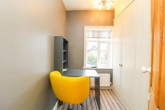 3 bed Semi-Detached for sale Image 9