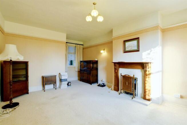 Dining Room_1.jpeg