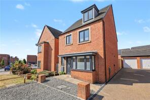 32, Balmoral Close, Northampton NN5 4WA