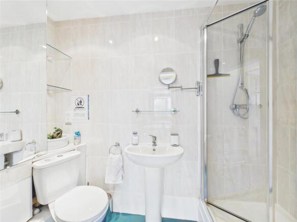 Ensuite Shower/wc