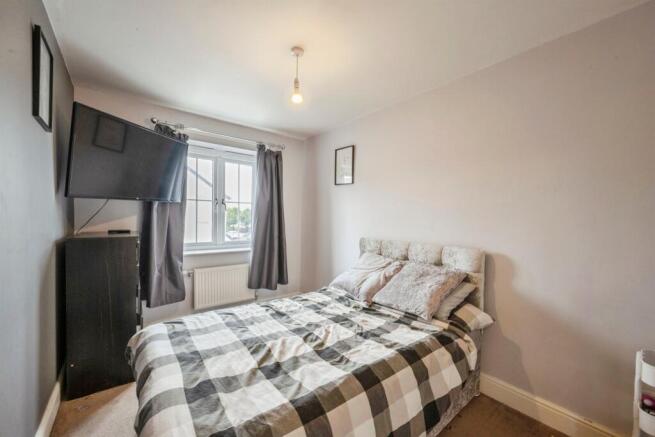 3 bed Semi-Detached for sale Image 10