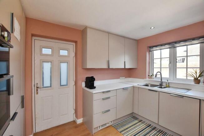 Milford Park, Laverstock                              *** VIDEO TOUR *** photo 4
