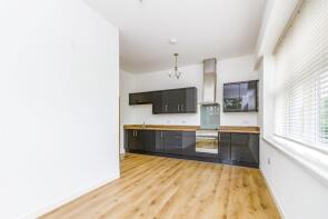 Flat 19, 4 Southbrook Rise, Millbrook Road East, Southampton SO15 1BX