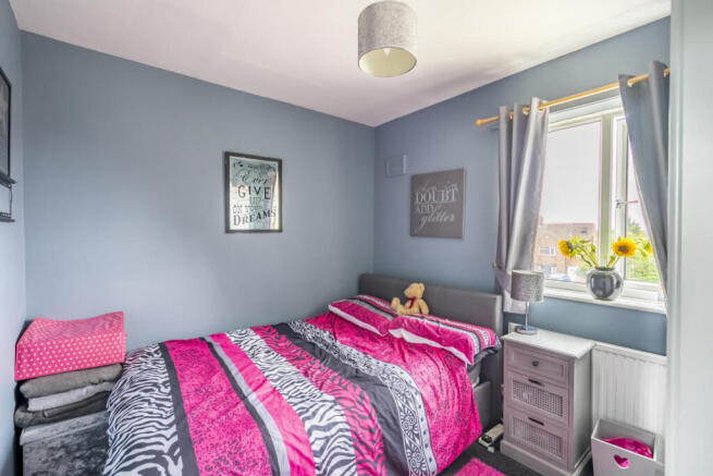 4 bed Semi-Detached for sale Image 9