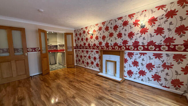 Lounge/dining roo...