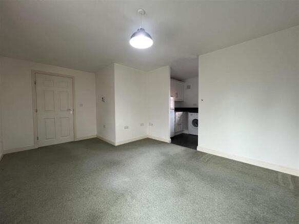 Living/Dining Area