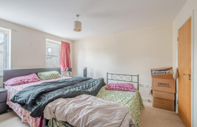 2 bed Apartment for sale Image 8