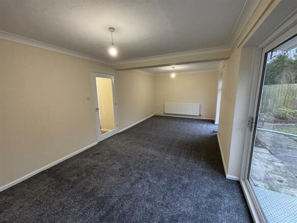 lounge a.jpg