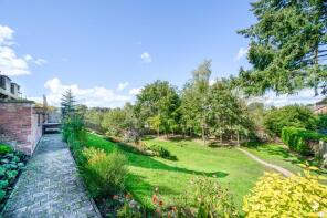 Castle Meadow, Linney, Ludlow SY8 1EE