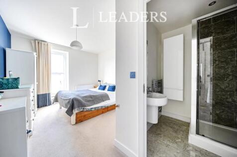 Sovereign Way, Tonbridge, Kent