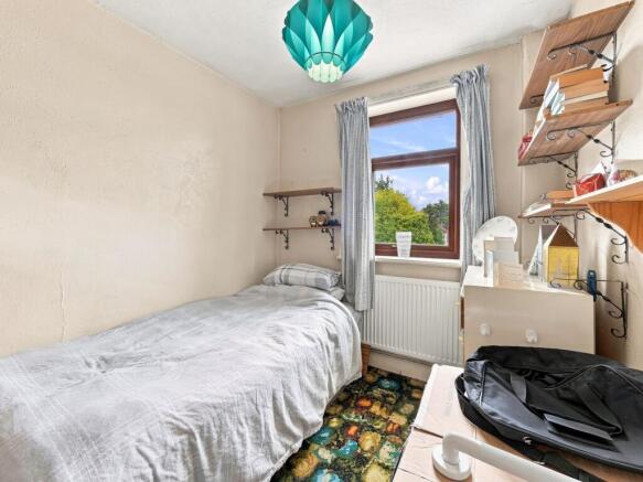 3 bed Semi-Detached for sale Image 10