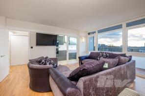 Flat 4b, 105 Stuart Tower, Maida Vale, London W9 1UE