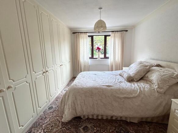 2 bed Detached Bungalow for sale Image 8