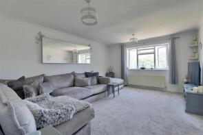 19, De Lisle Close, Portsmouth PO2 0UZ