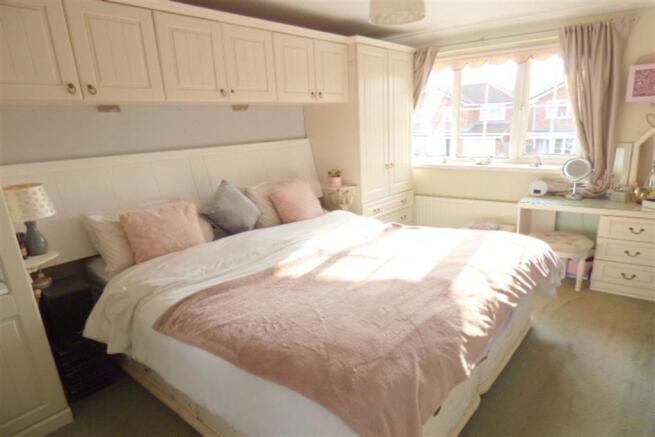 Bed 1 a