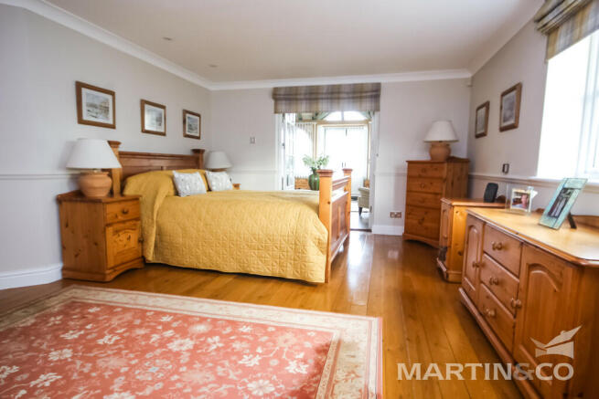 Main Bedroom Suit...