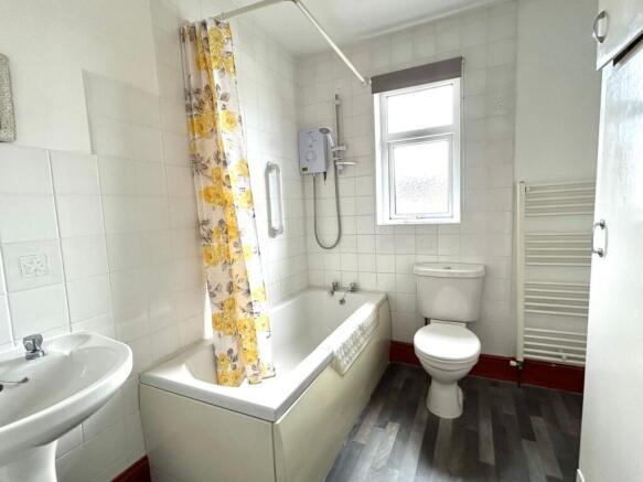 2 bed Terraced for sale Image 7