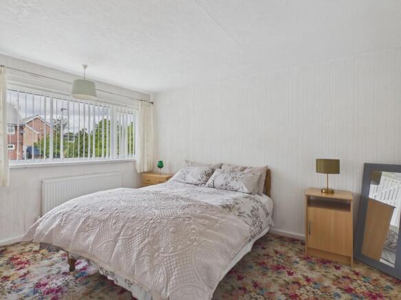 3 bed Semi-Detached for sale Image 9