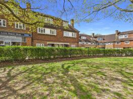 24a, Manor Court, Station Approach, Hinchley Wood, Esher KT10 0SR