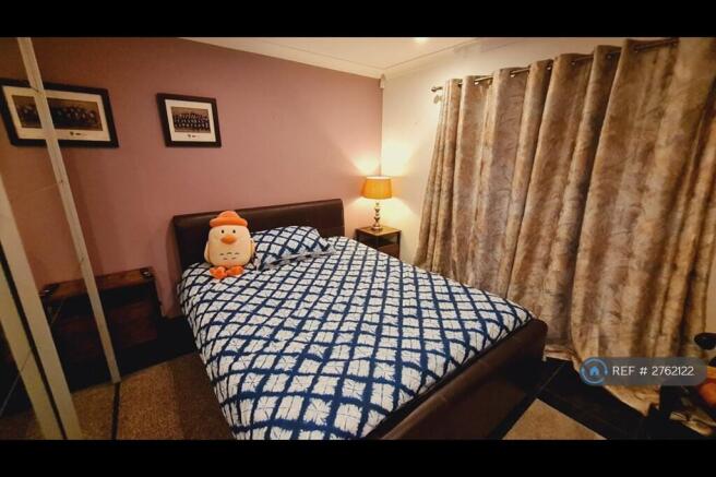 Double Room , Shared Bathroom 