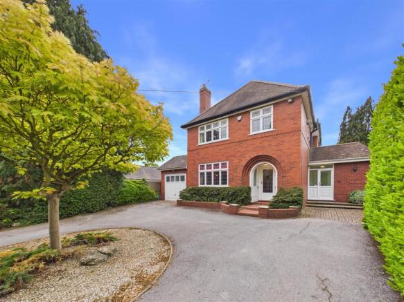3 bed Detached for sale Image 6