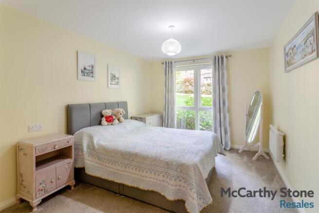 1 bed Apartment for sale Image 8