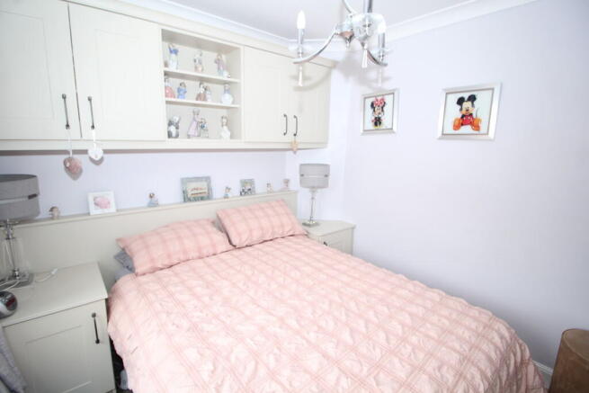 2 bed Semi-Detached Bungalow for sale Image 12