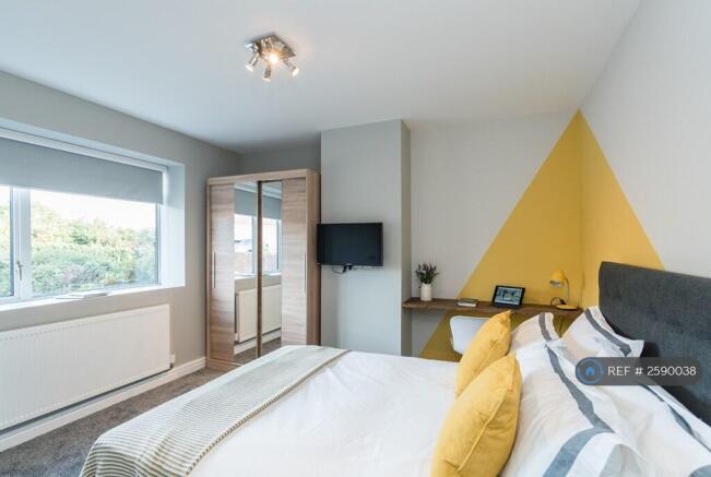 Spacious Fully Furnished En-Suite Rooms