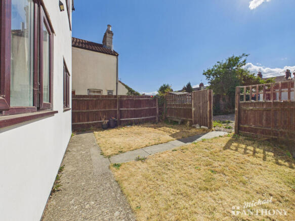 CAM03852G0-PR0754-STILL011