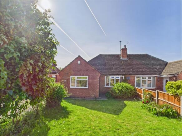 CAM01740G0-PR0379-STILL011