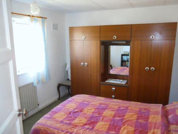bedroom2