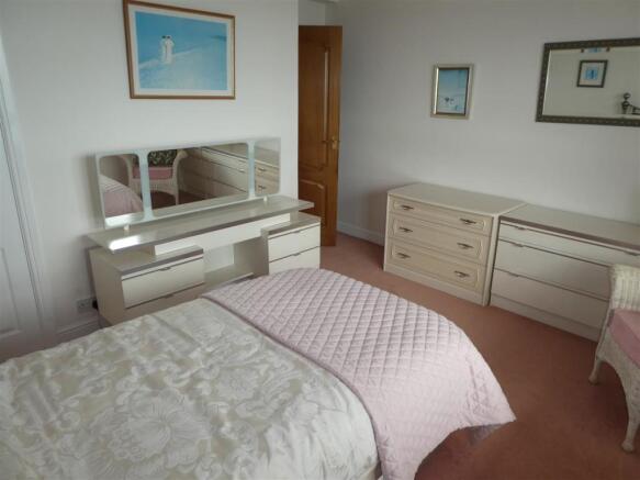 bed1pic3.JPG