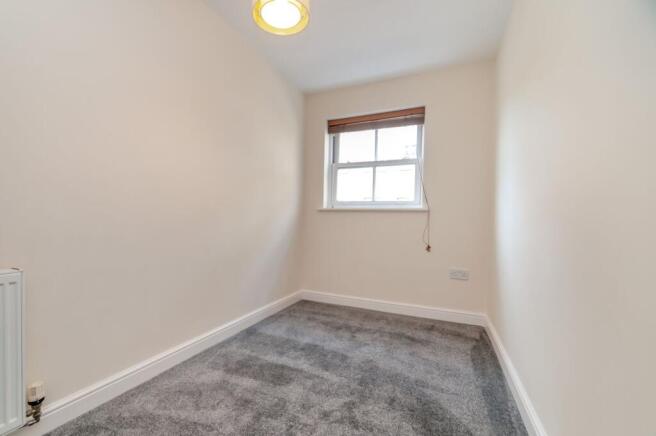 2 bed Flat to rent Image 6