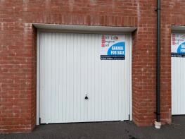 74, Dukes Way, Axminster EX13 5FL
