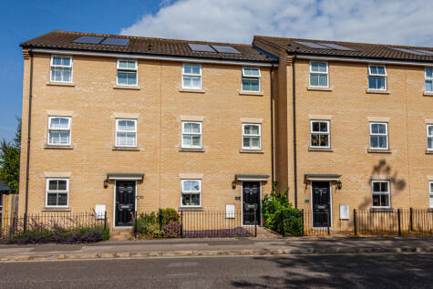 Sycamore Drive, Rendlesham, IP12 2GF