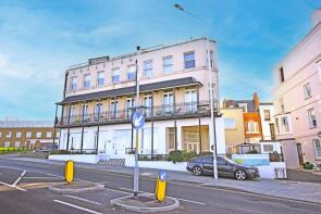 11, 42 The Arcadian, Fort Hill, Margate CT9 1HJ