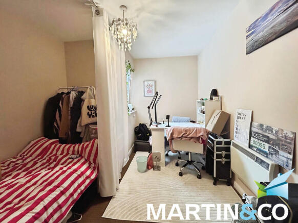 2 bed Apartment for sale Image 7