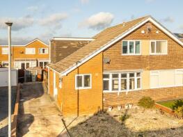 21, Moorside Crescent, Drighlington, Bradford BD11 1HU