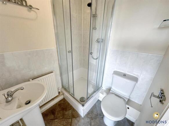 2 bed Apartment to rent Image 7