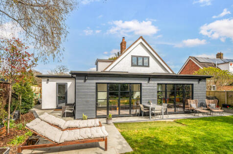 Newenham Road, Lymington, Lymington, SO41