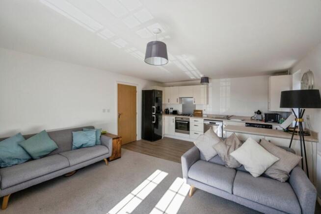 1 bed Flat for sale Image 7
