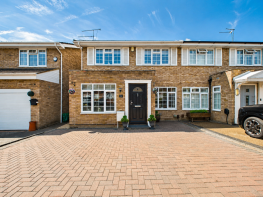 32, Wheatfield Close, Maidenhead SL6 3PS