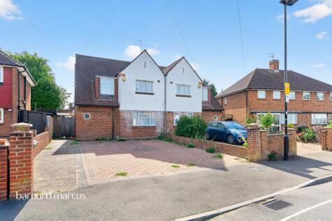 Shelson Avenue, Feltham